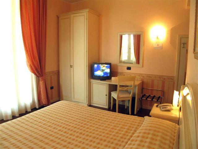 Hotel Gardenia & Villa Charme Adults Friendly 10Plus باردولينو المظهر الخارجي الصورة