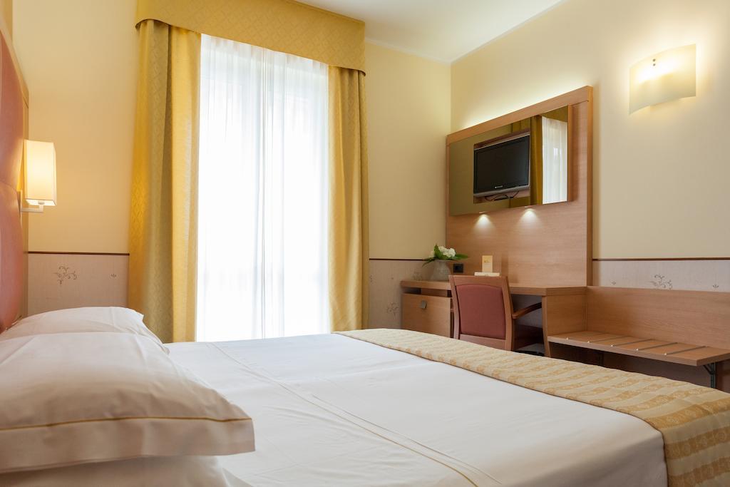 Hotel Gardenia & Villa Charme Adults Friendly 10Plus باردولينو المظهر الخارجي الصورة