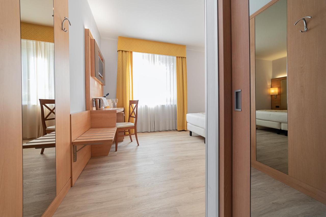 Hotel Gardenia & Villa Charme Adults Friendly 4Star Service باردولينو المظهر الخارجي الصورة